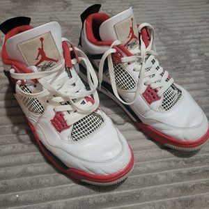 White and red Air jordan retro 4